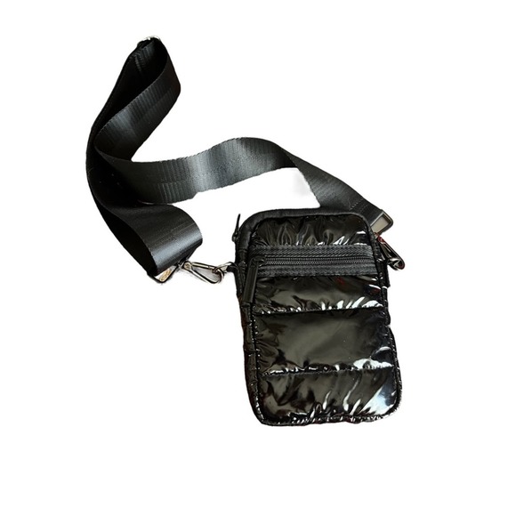 HAUTE SHORE CASEY PUFFER NOIR CROSSBODY. Excellent condition. Offers welcome - Picture 7 of 8